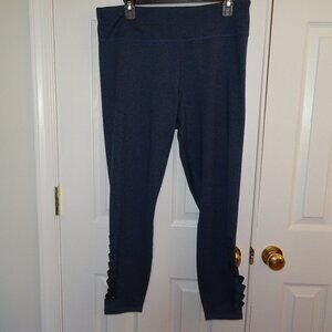 Abercrombie & Fitch Leggings with side cutout pattern